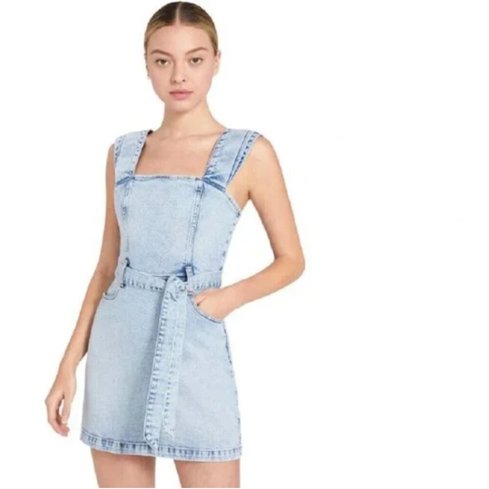 ALICE + OLIVIA Gorgeous Pleated Sleeve denim mini dress in Baby Blues light wash